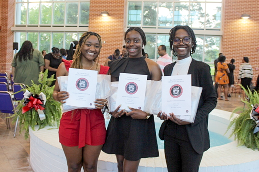 Celebrating Spring 2023 NSLS Inductees